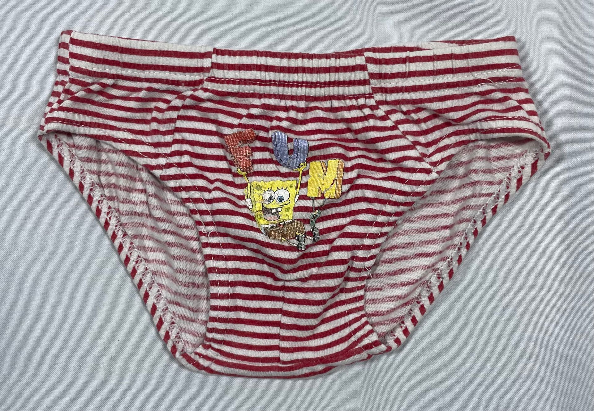 5 Calzoncillos de 2-3 años.