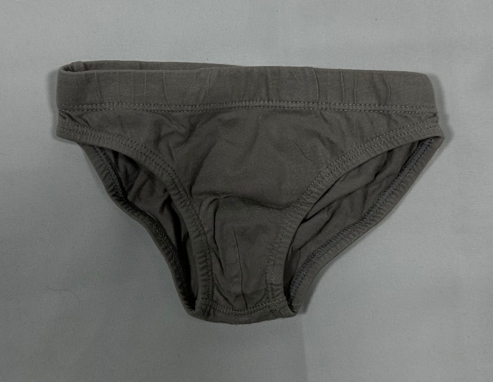 4 Calzoncillos de 4-5 Años.