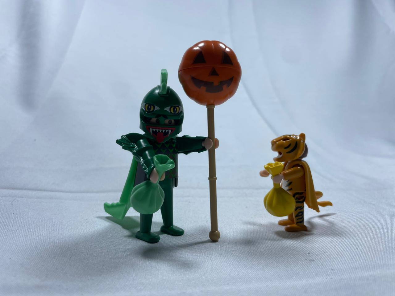 Fiesta de Disfraces: Noche de Halloween Playmobil.