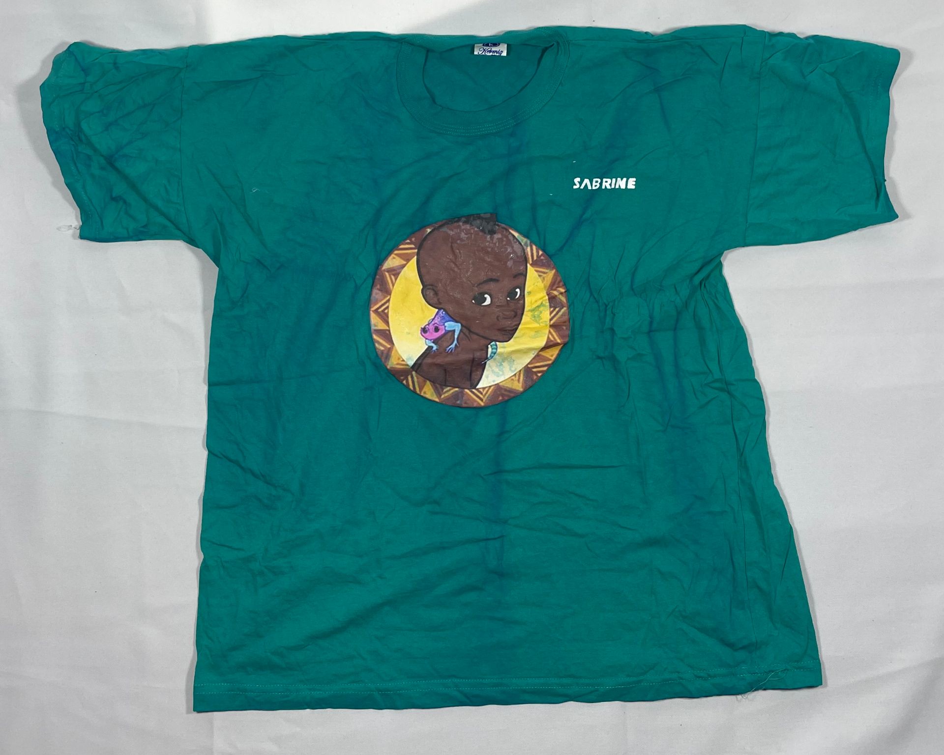 5 Poleras y una Bata