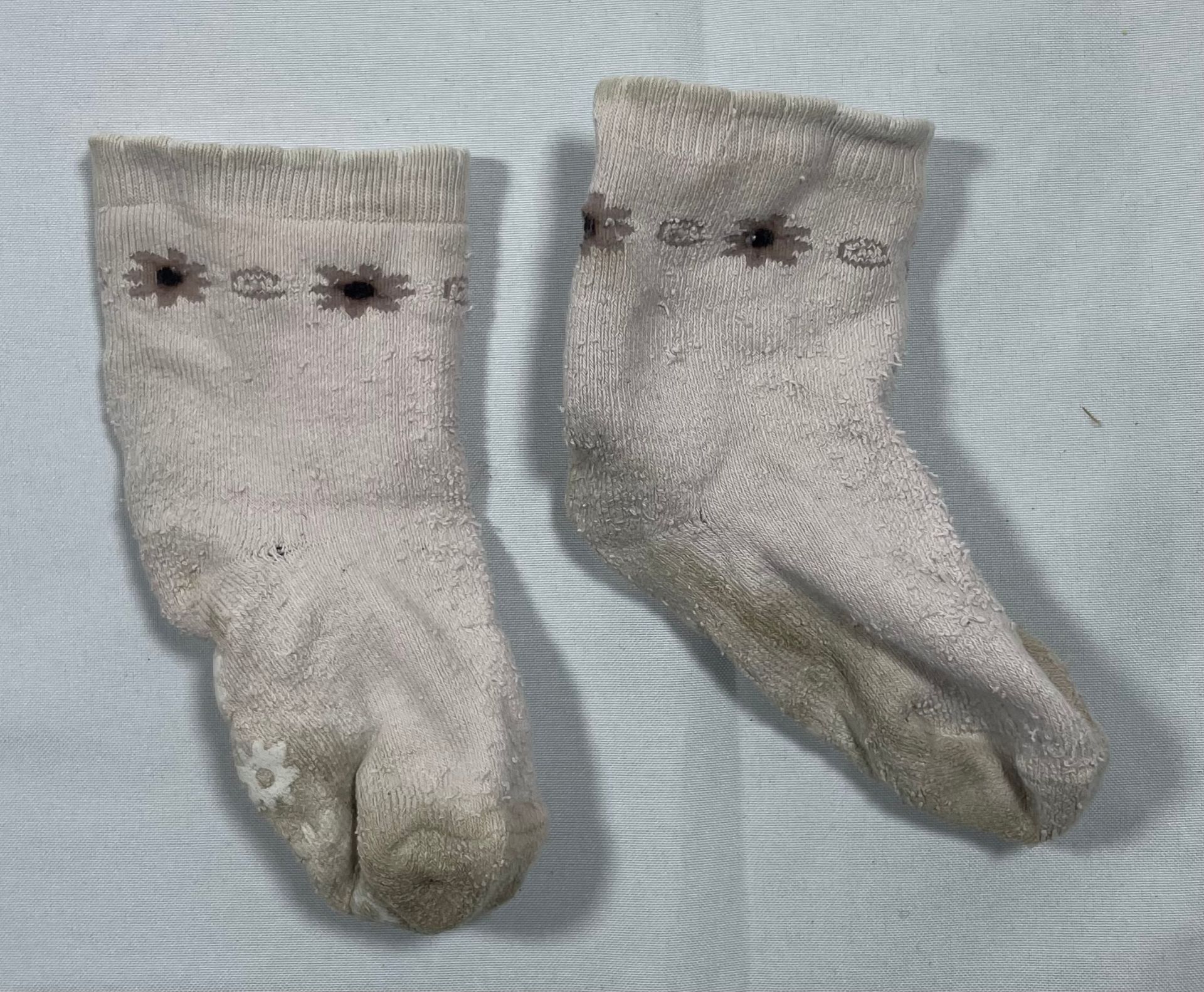 5 Pares de medias de varios meses