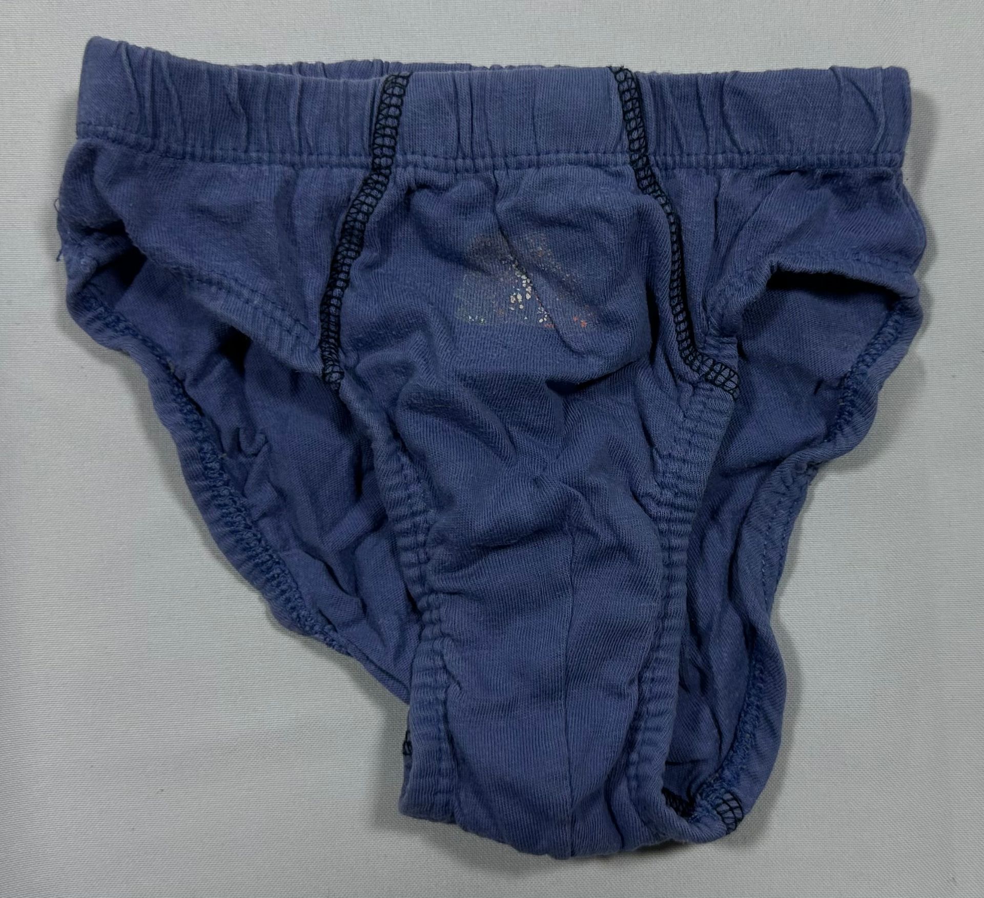 6 Calzoncillos en Estado Medio